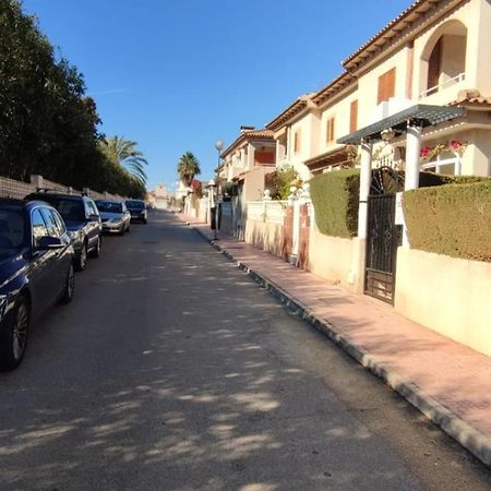 Apartmán La Casa De La Palmera Torrevieja Exteriér fotografie